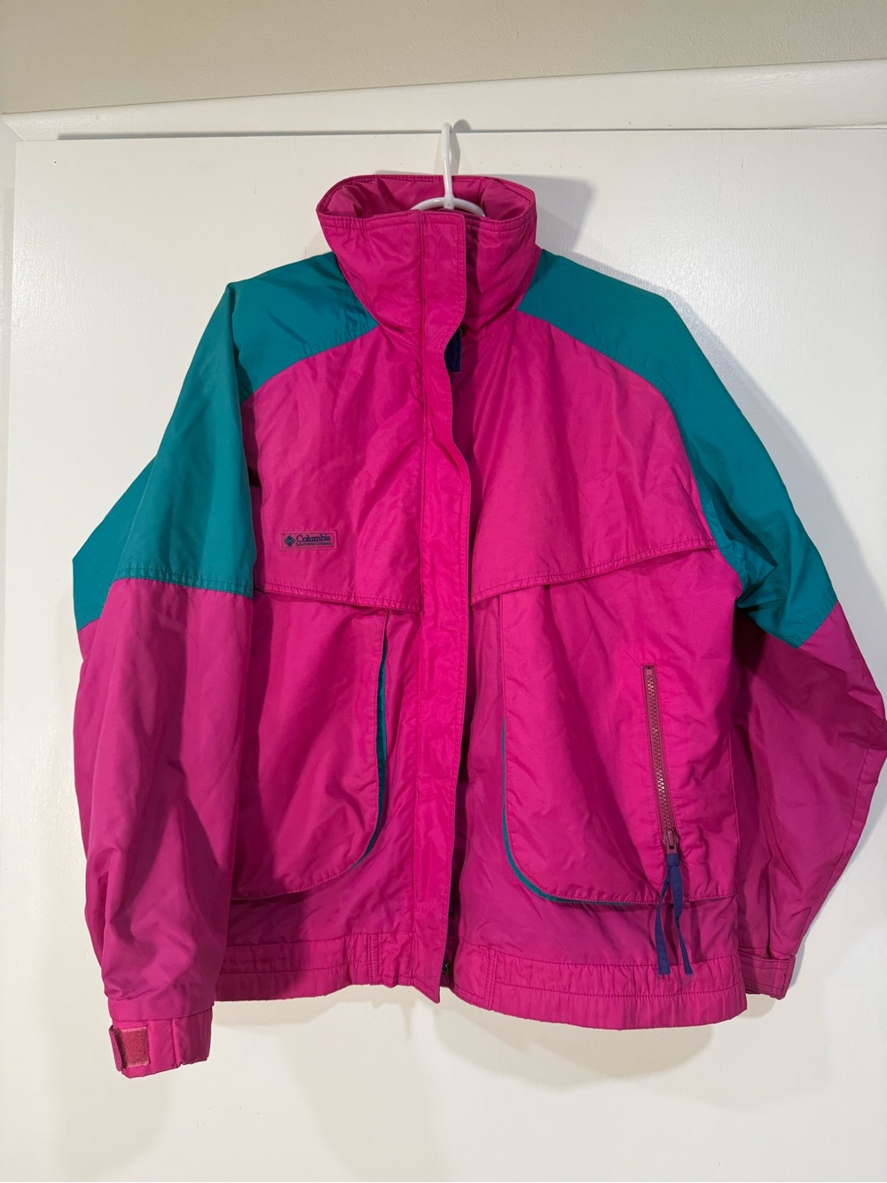90’s Columbia Women's Hot Pink and Teal Colorblock Ski Jacket
